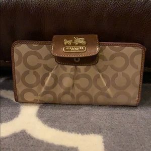 Coach wallet